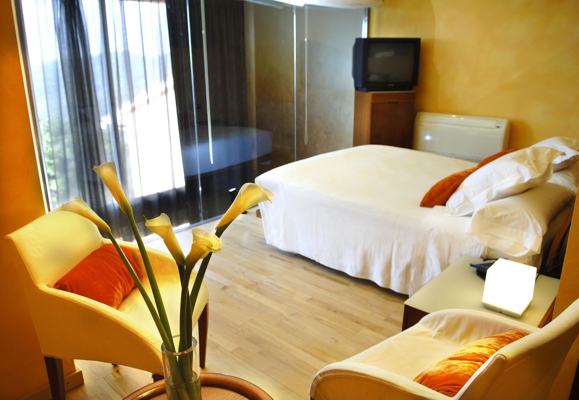 Boutique Hotel Urbisol Calders Luaran gambar